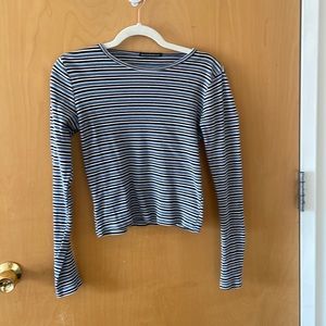 BRANDY MELVILLE LONG SLEEVE